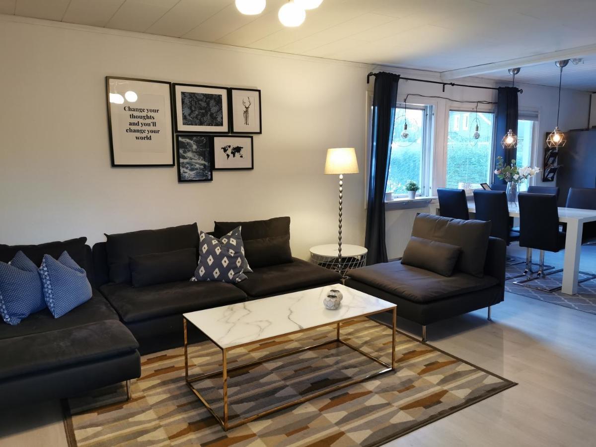 The White And Black House Villa Kalix Exterior foto